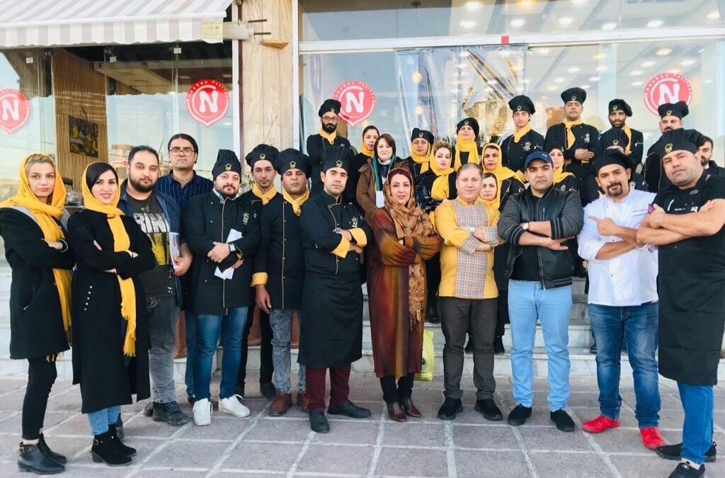 آموزش تخصصی فست فود در رشت - صفر تا صد فست فود - راه اندازی فست فود