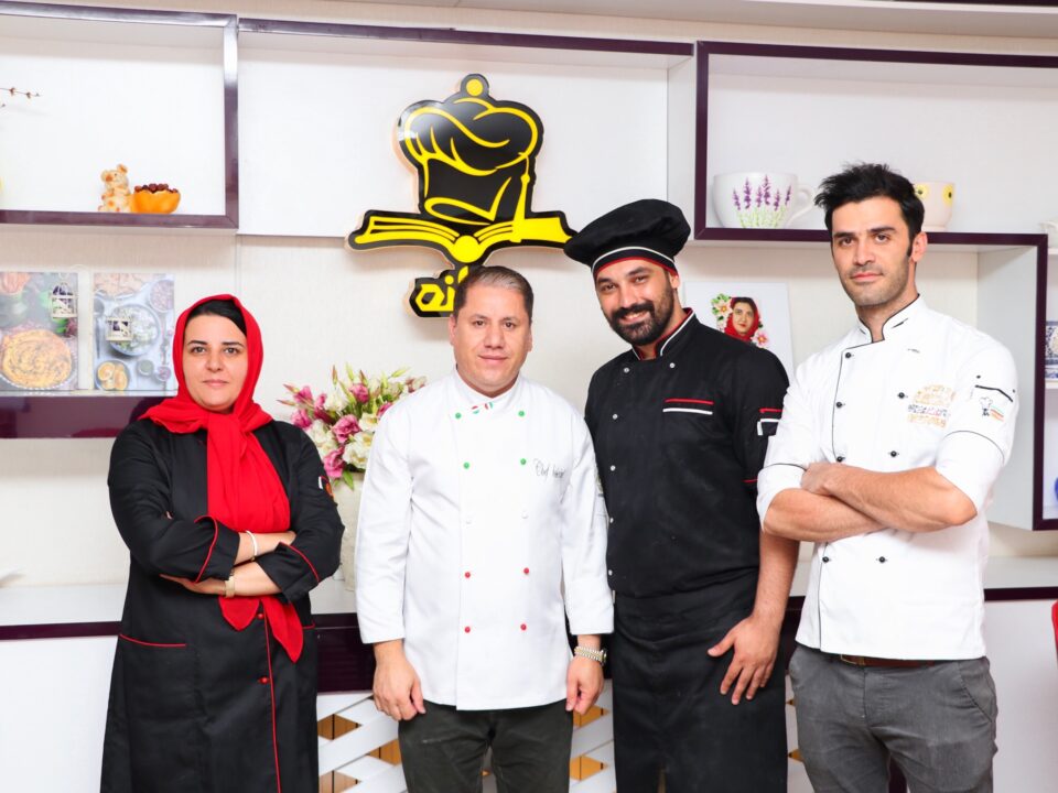 دوره تخصصی فست فود در ایلام - صفر تا صد فست فود - راه اندازی فست فود